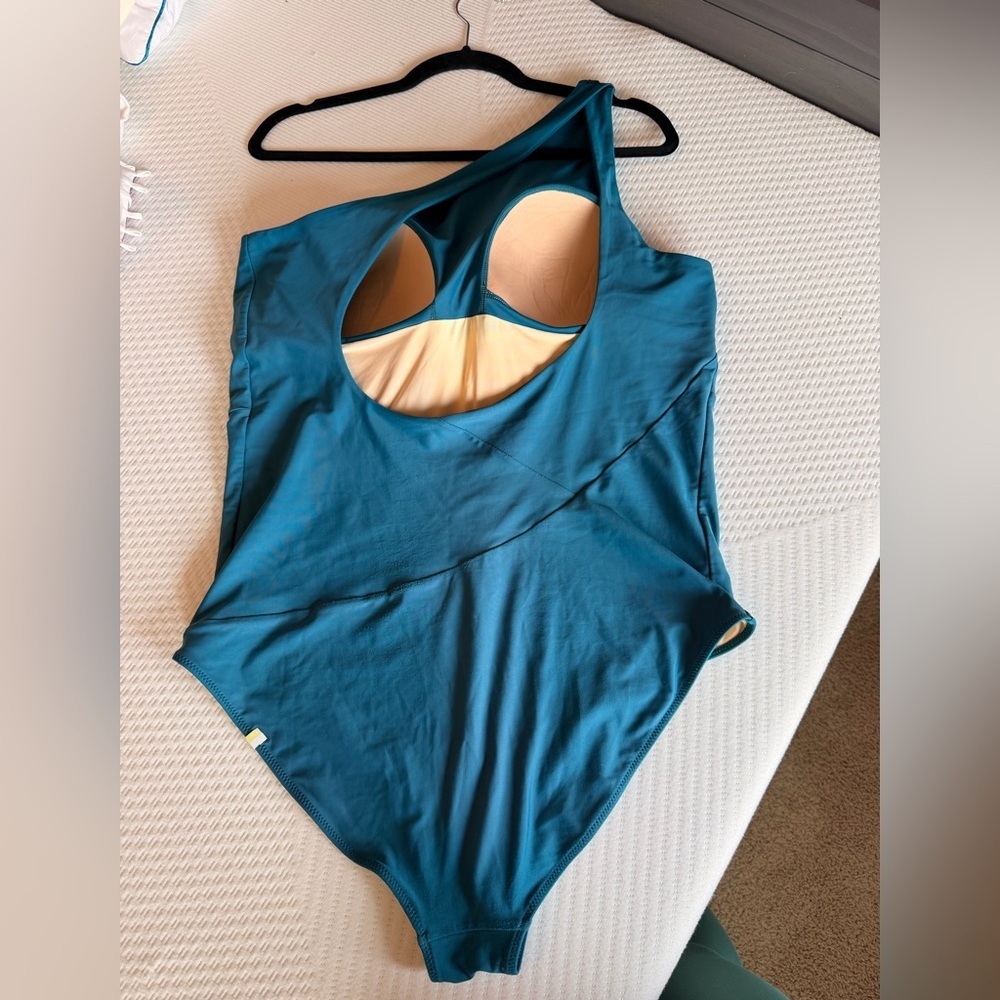 Summersalt The Ruched Sidestroke Size 18 - Picture 4 of 8